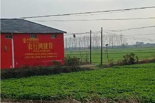 安化如何防止墙体广告褪色呢？