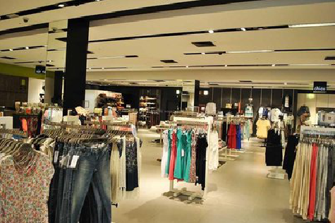 安化商场里的店面怎么装修？